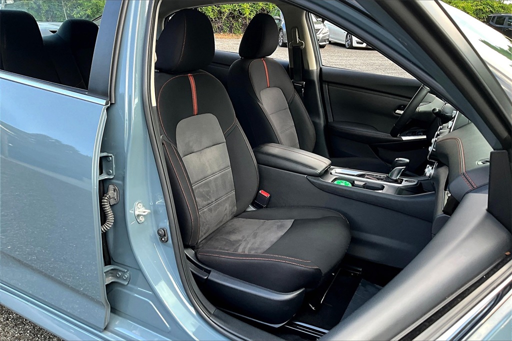 2024 Nissan Sentra SR photo 27