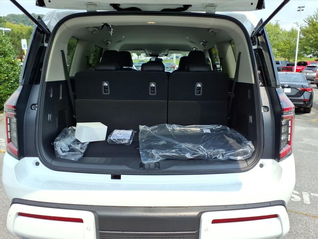 2026 Nissan Armada SV photo 13