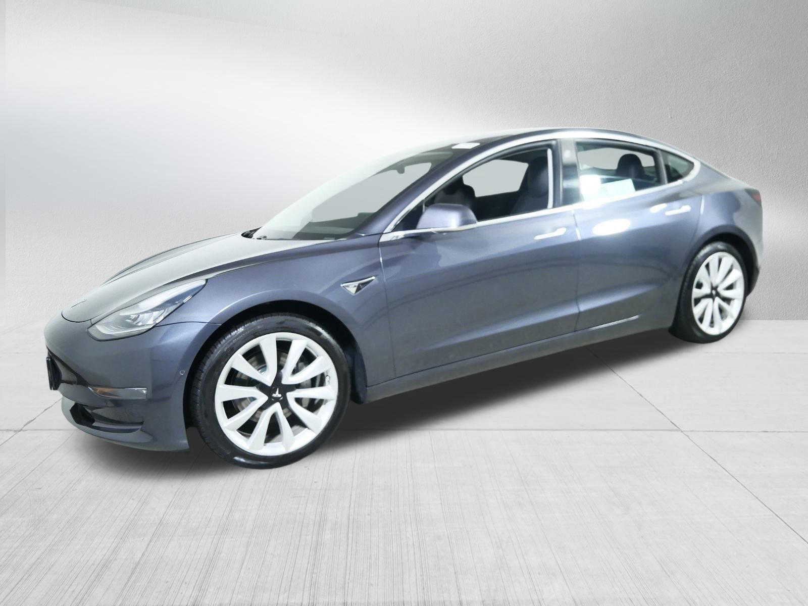 2019 Tesla Model 3 Performance photo 3