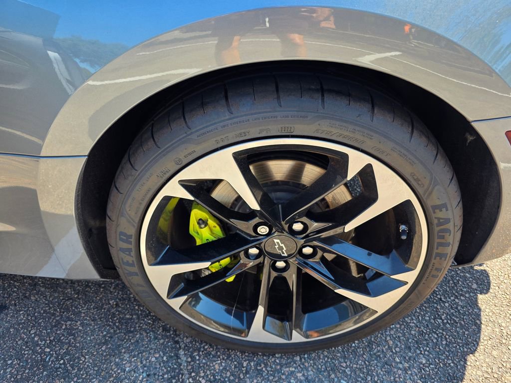 2021 Chevrolet Camaro 2SS photo 28