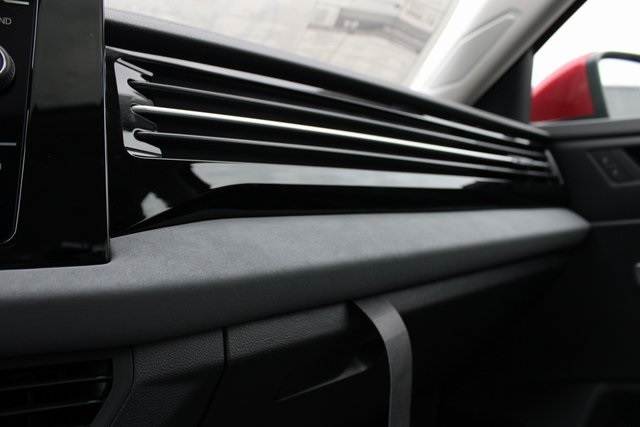 2025 Volkswagen Jetta 1.5T SE photo 10