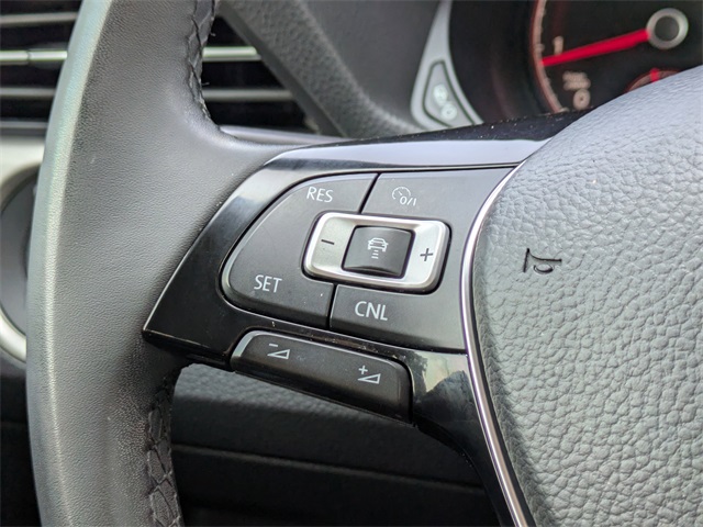 2021 Volkswagen Passat 2.0T SE photo 24