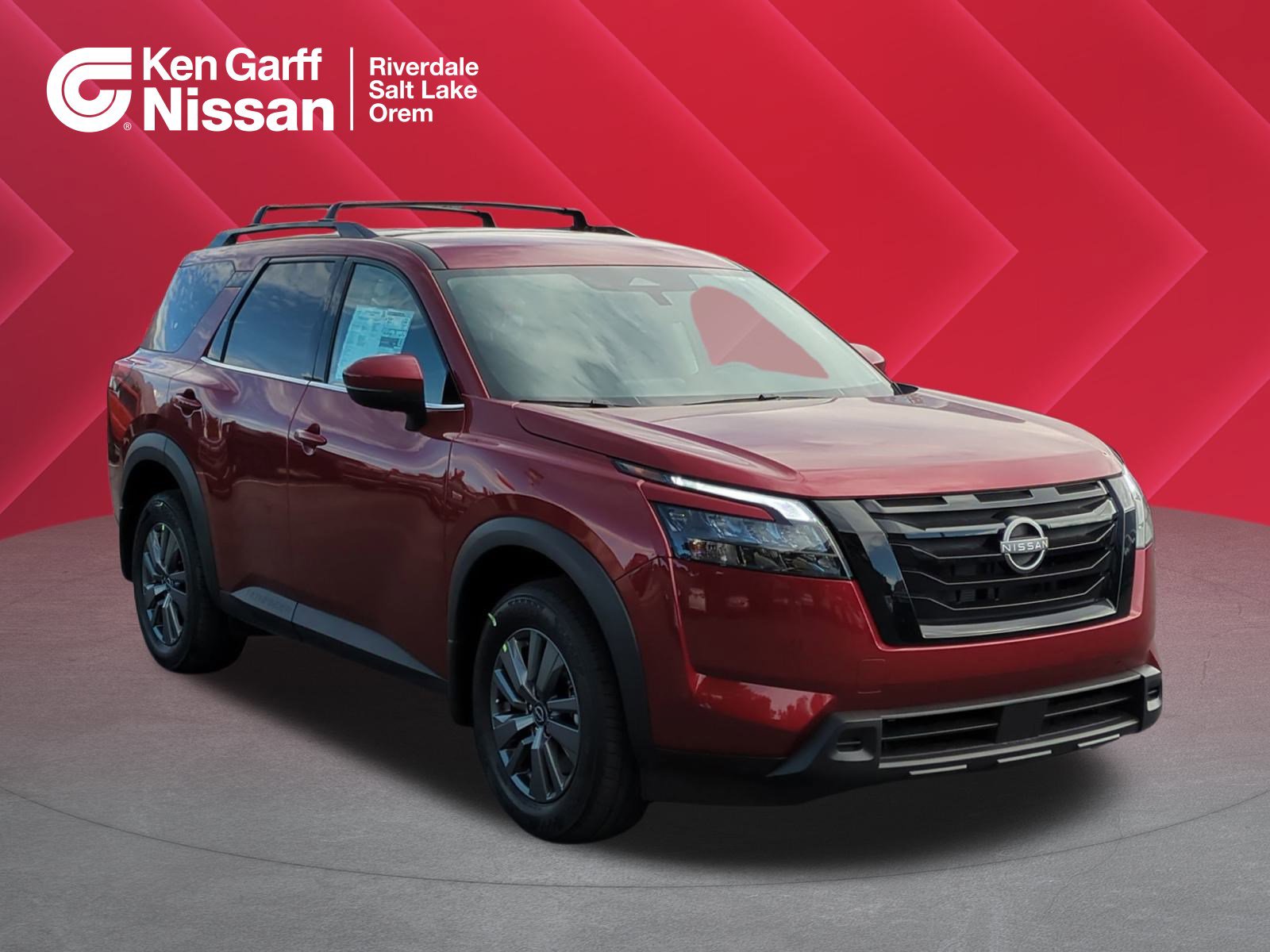 2025 Nissan Pathfinder SV's photo