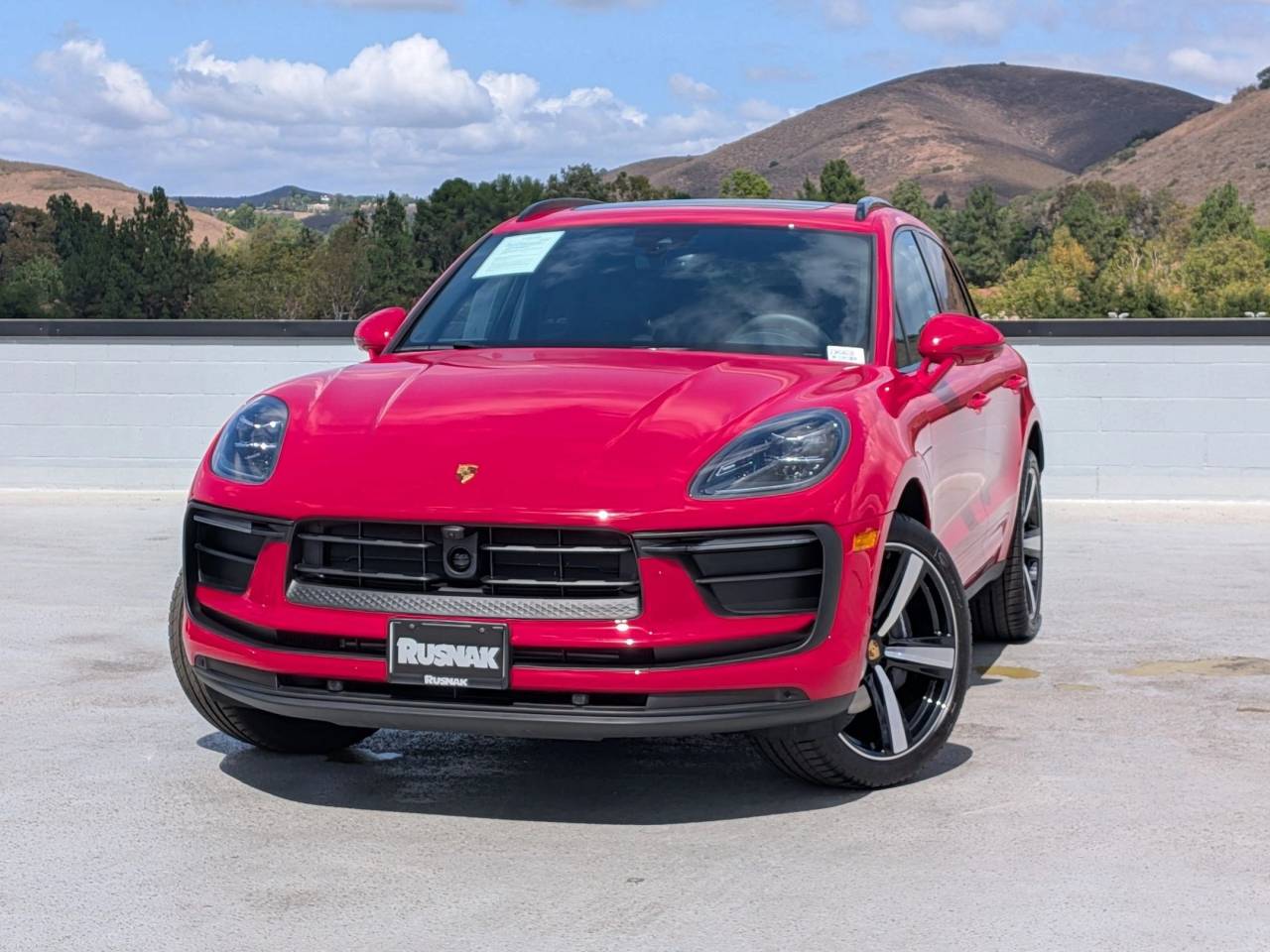 2025 Porsche Macan