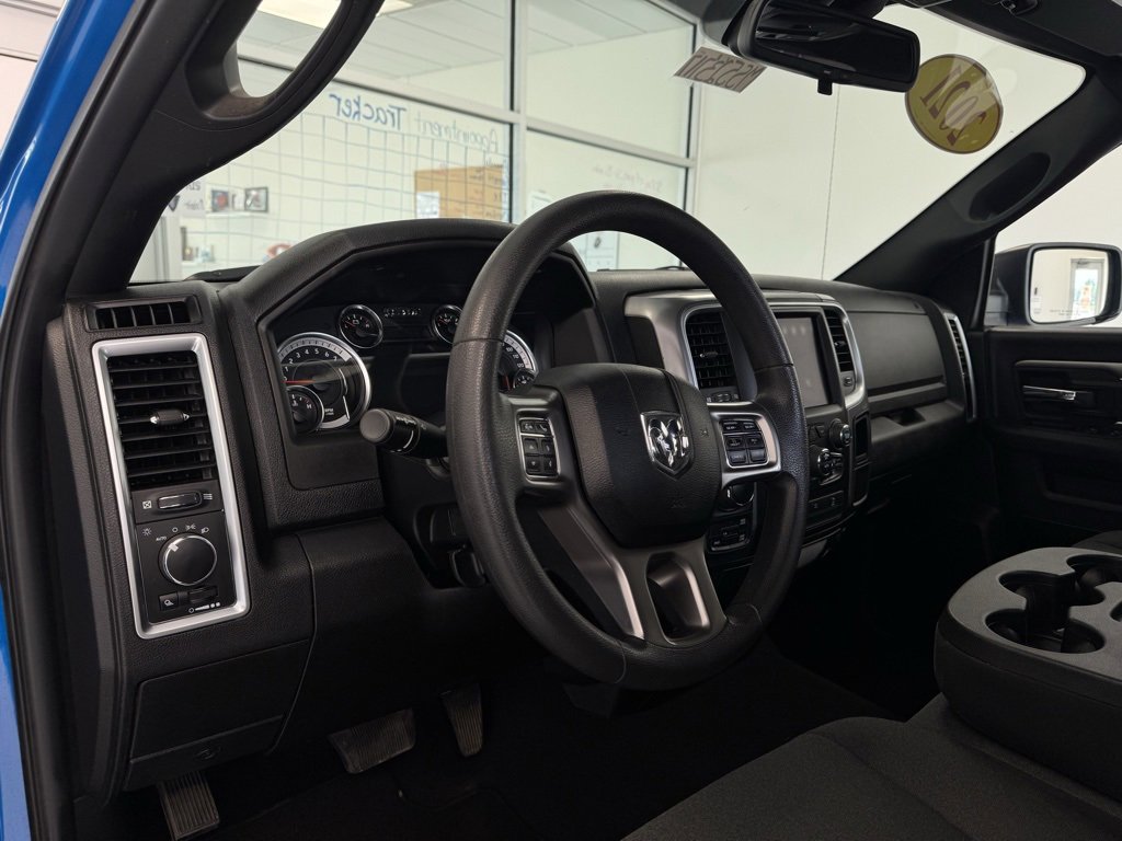 2021 Ram 1500 Classic Warlock photo 8