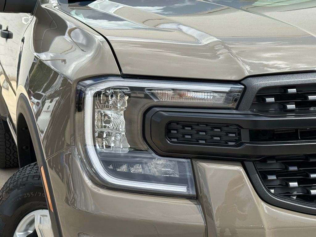 2025 Ford Ranger XL photo 3