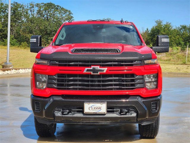 2024 Chevrolet Silverado 2500HD Custom photo 2