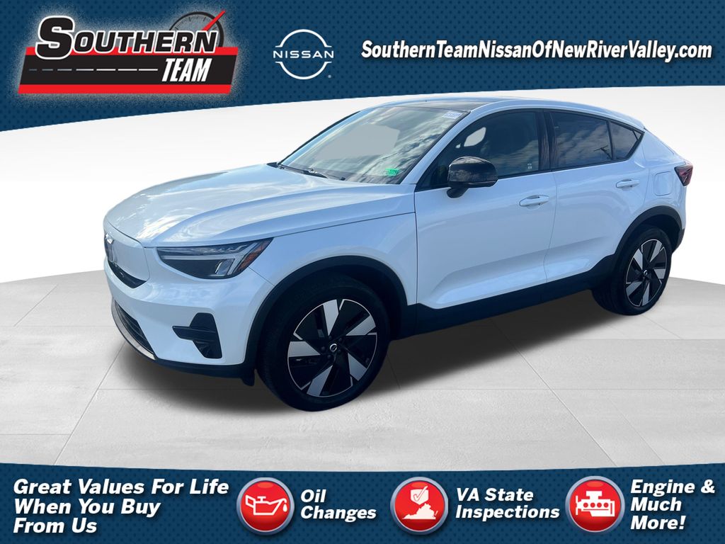 2024 Volvo C40 Core's photo