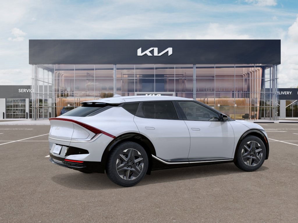 2025 Kia EV6 Light photo 5