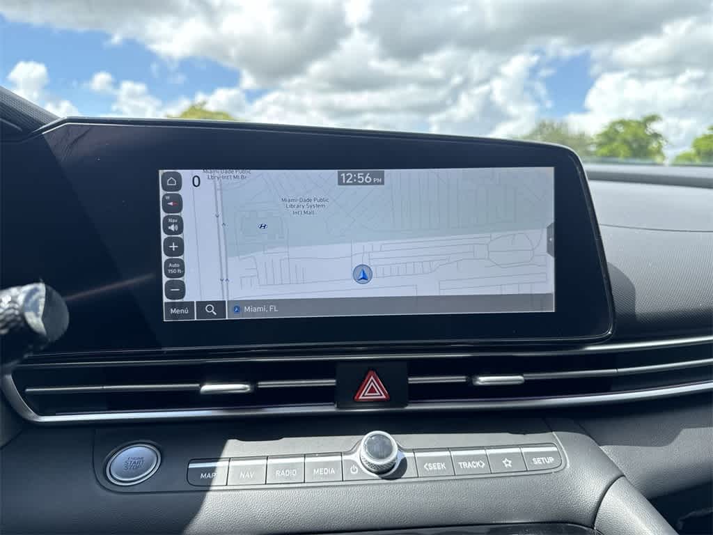 2024 Hyundai Elantra Hybrid Limited photo 16
