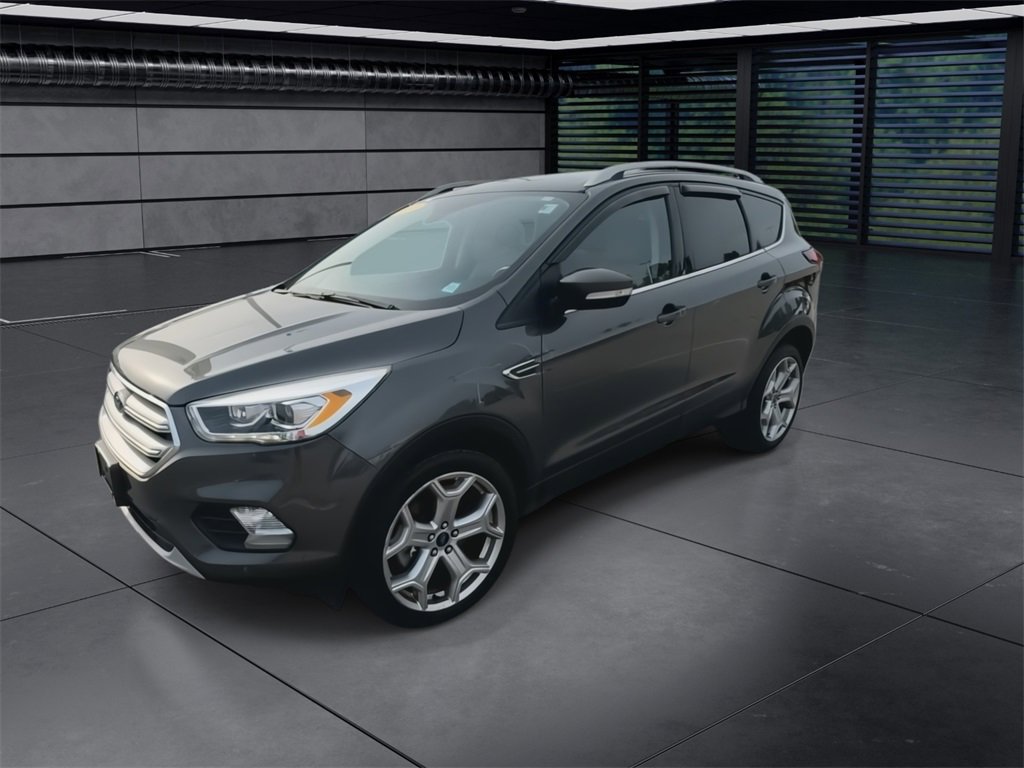 2019 Ford Escape Titanium photo 3