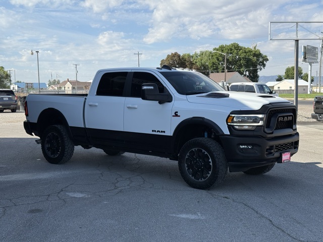 2023 Ram 2500 photo 3