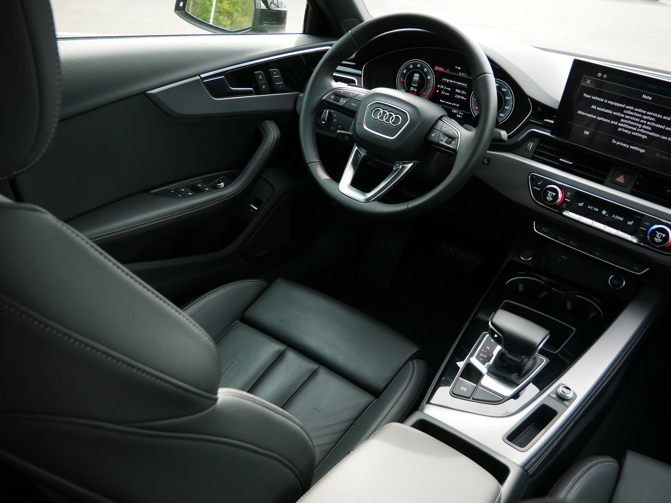 2023 Audi A4 S line Quattro Premium Plus photo 15