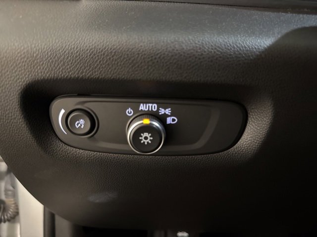 2022 Chevrolet Traverse Cloth photo 14