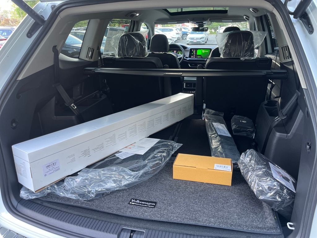 2026 Volkswagen Atlas SEL Premium R-Line photo 19