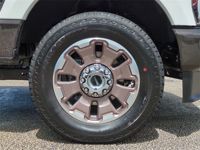 2025 Ford F-350 King Ranch photo 10