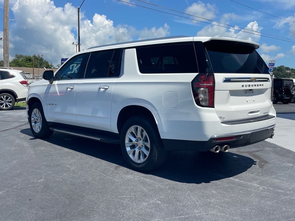 2023 Chevrolet Suburban Premier photo 5