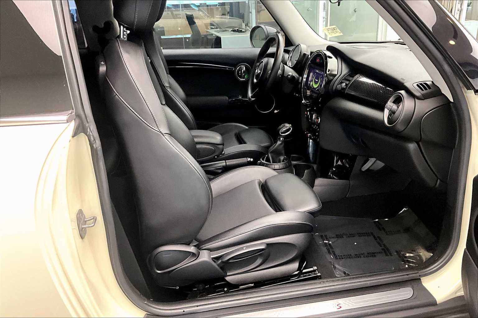 2015 Mini Cooper Hardtop S photo 8