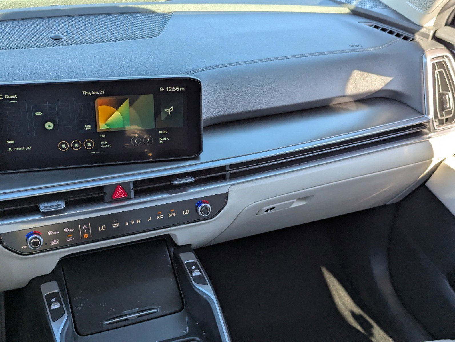 2025 Kia Sorento Plug-In Hybrid EX photo 16