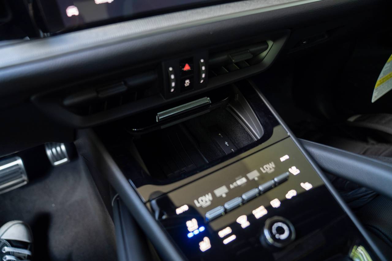 2025 Porsche Cayenne S photo 20
