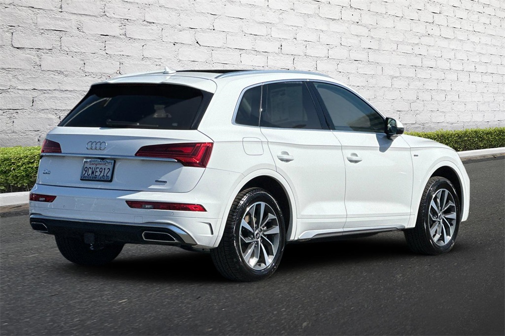 2023 Audi Q5 45 S line Premium photo 3