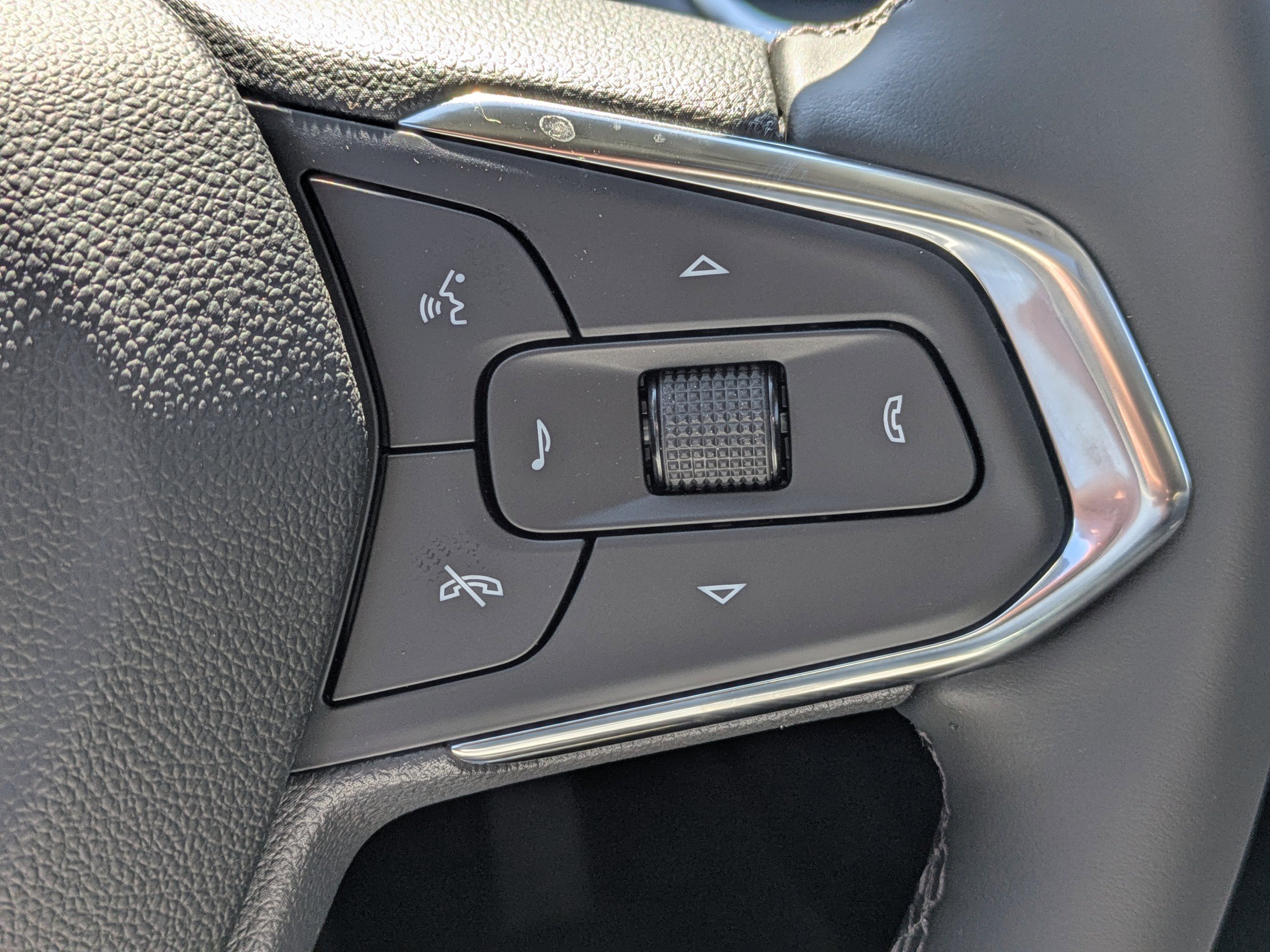 2025 Chevrolet Trax ACTIV photo 24