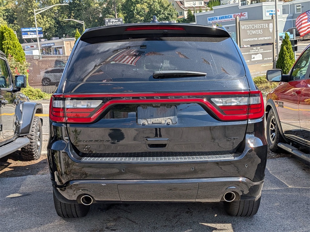 2022 Dodge Durango GT Plus photo 3