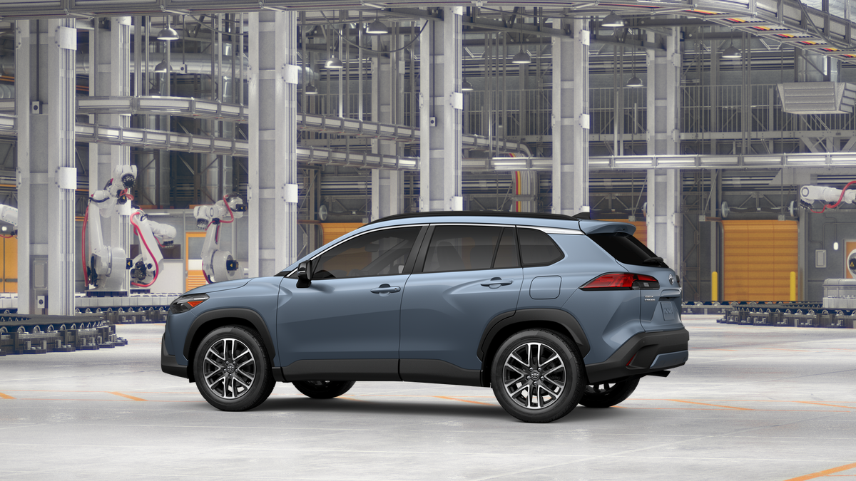 2026 Toyota Corolla Cross XLE photo 2