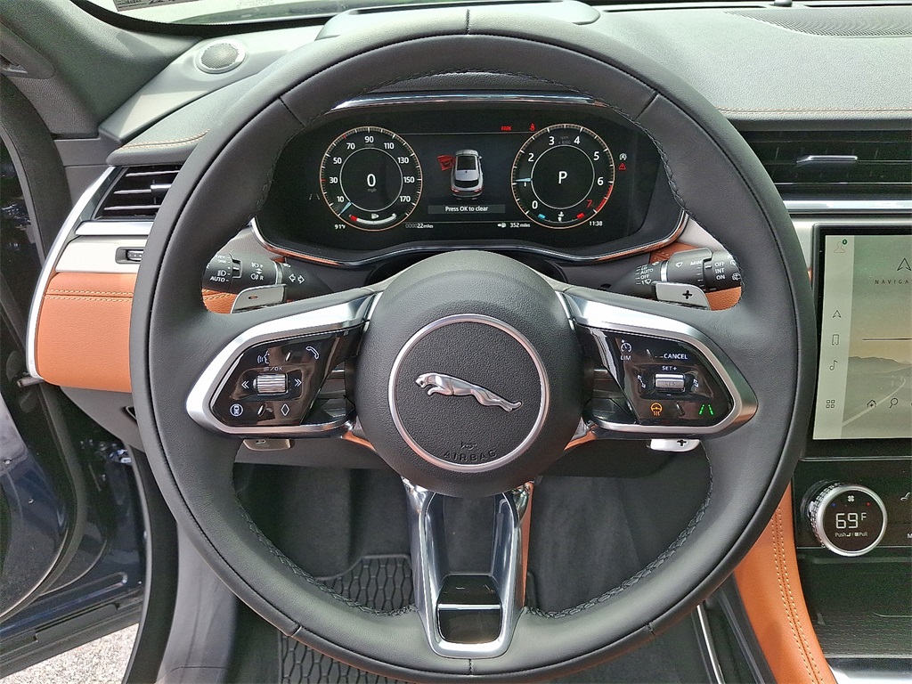 2026 Jaguar F-PACE P250 R-Dynamic S photo 18