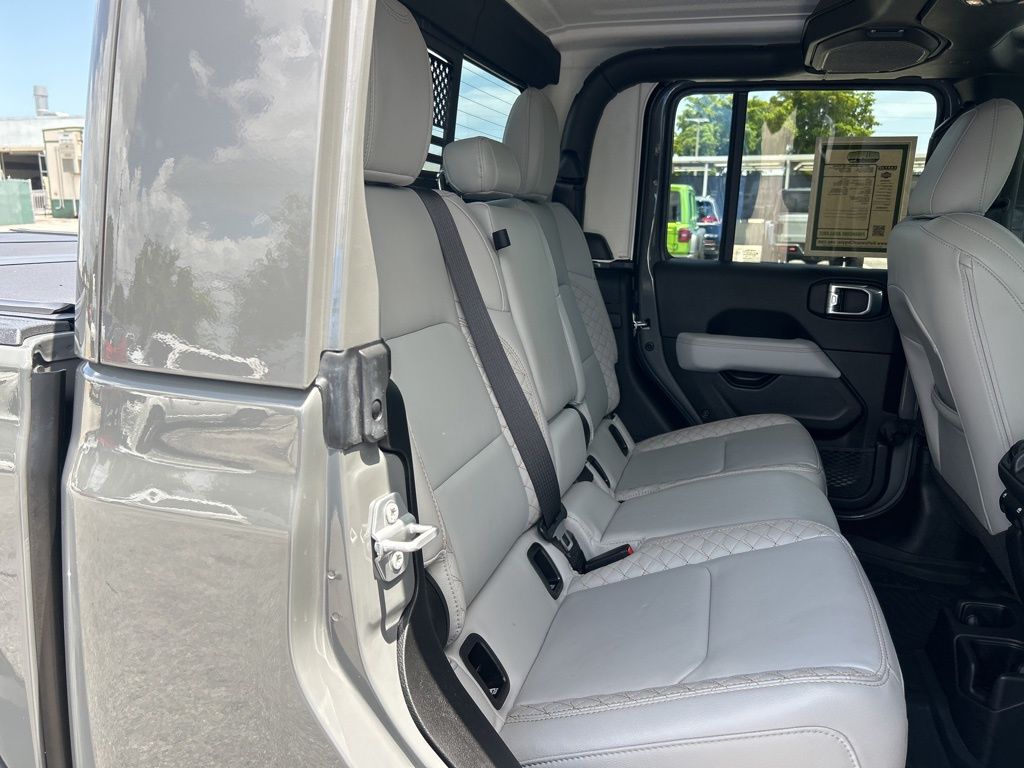 2022 Jeep Gladiator High Altitude photo 28