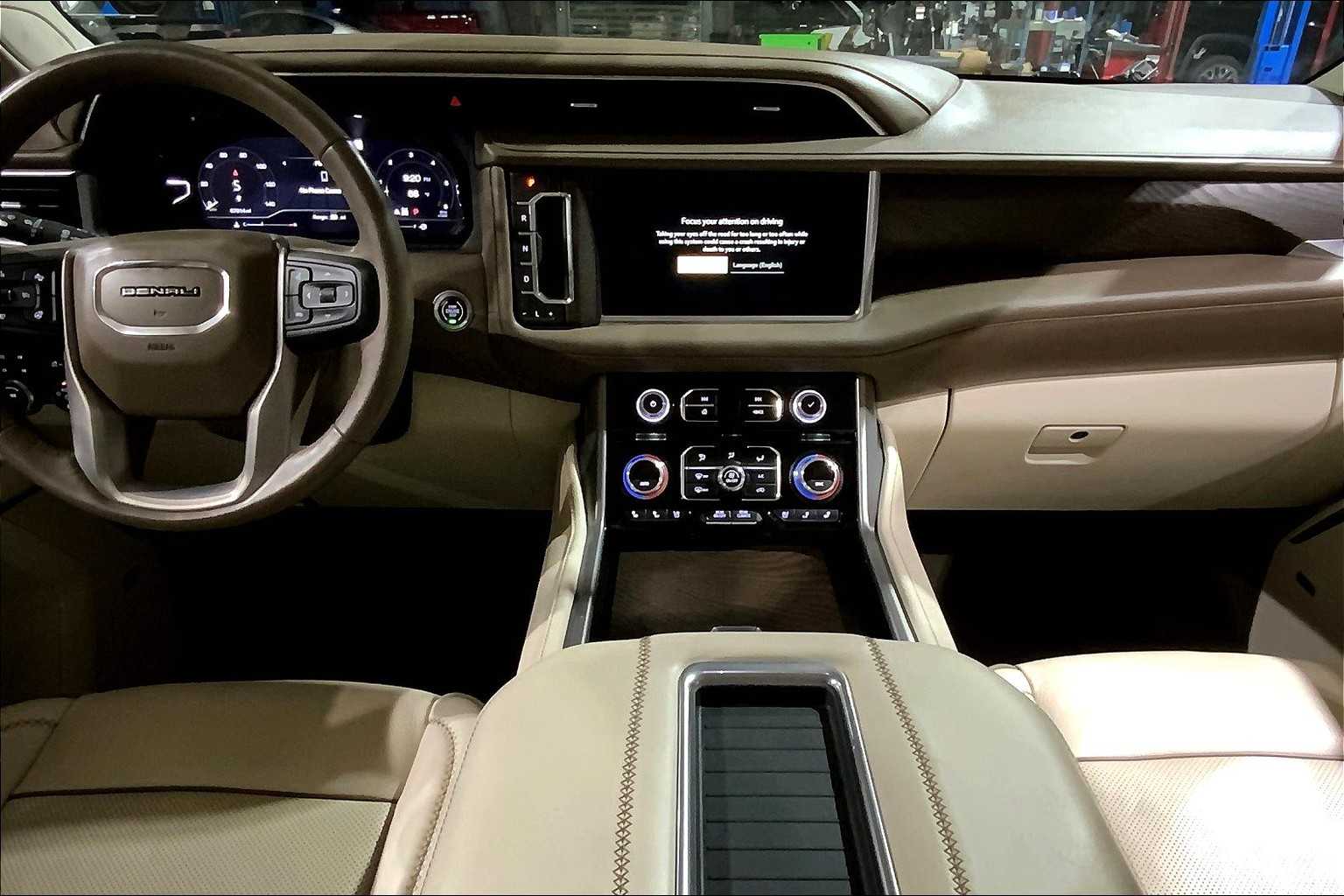 2022 Gmc Yukon Denali photo 15