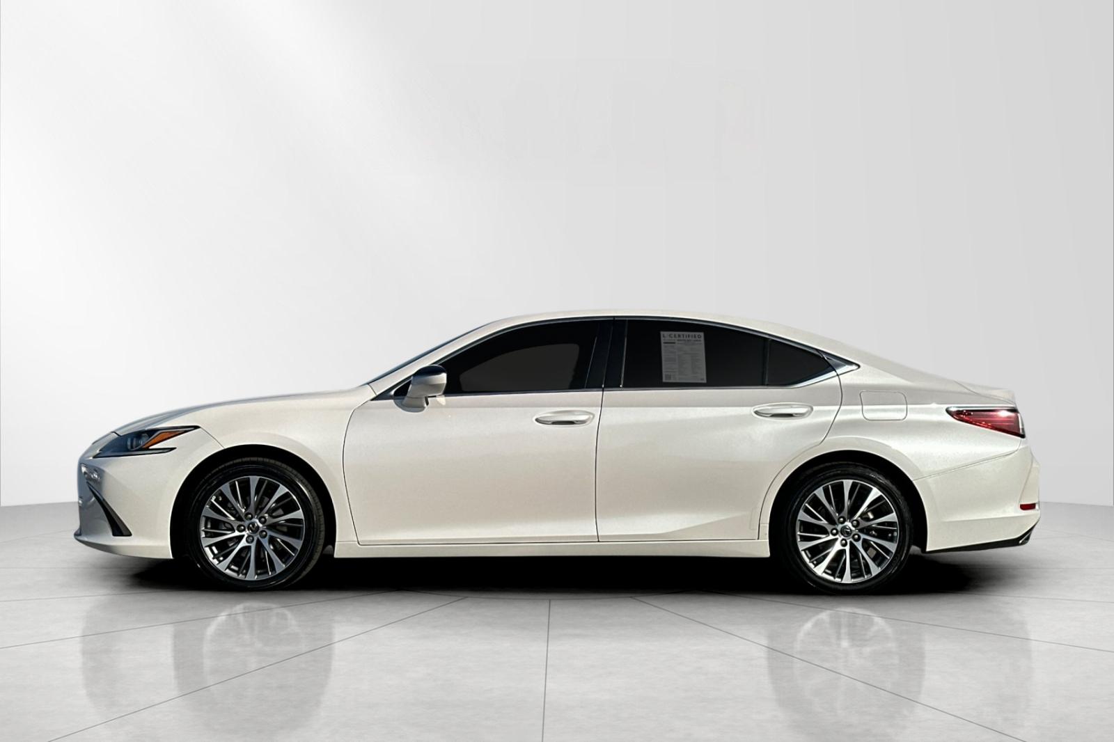 2020 Lexus ES 350 Premium photo 2