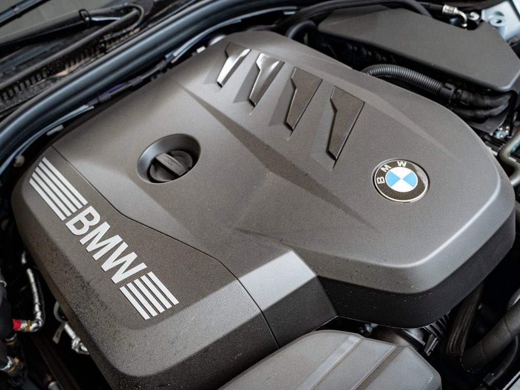 2025 Bmw 330i photo 37