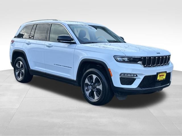 2024 Jeep Grand Cherokee 4xe's photo