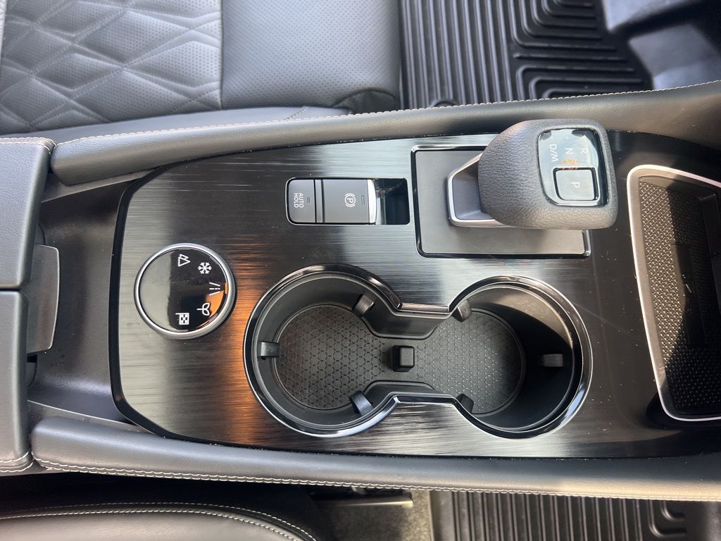 2024 Nissan Rogue Platinum photo 24