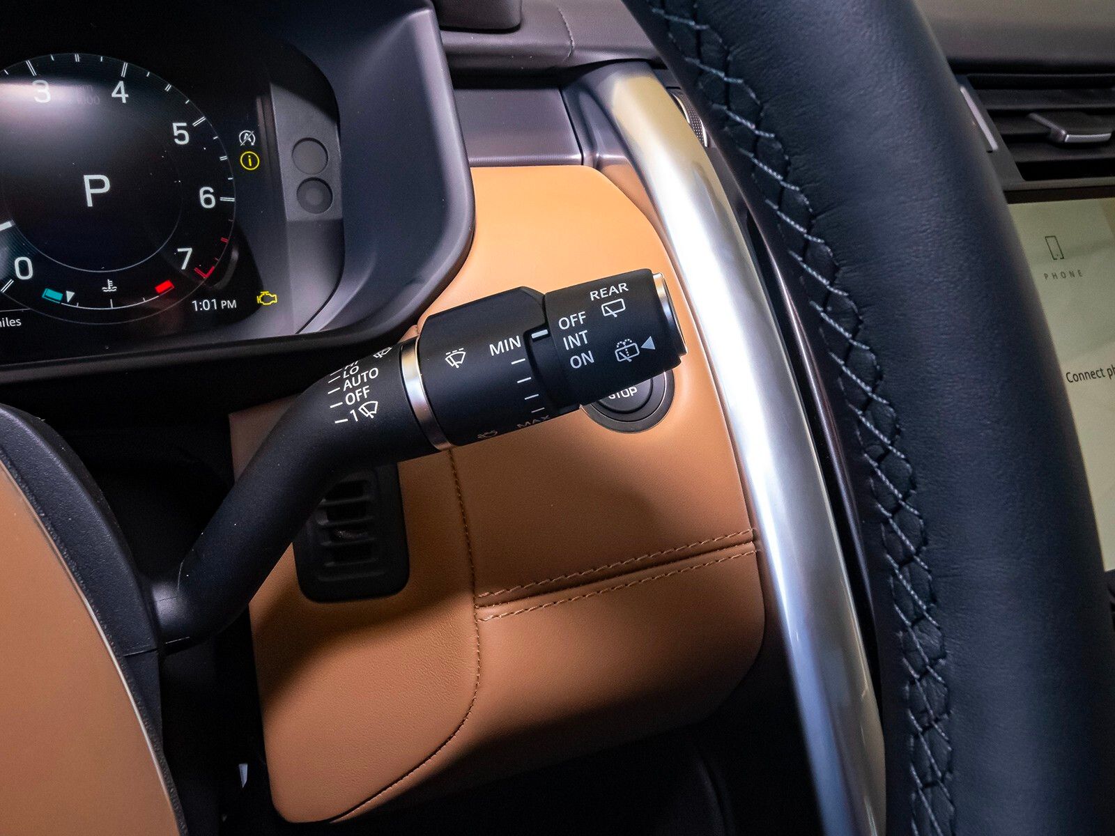 2025 Land Rover Discovery Metropolitan Edition photo 14