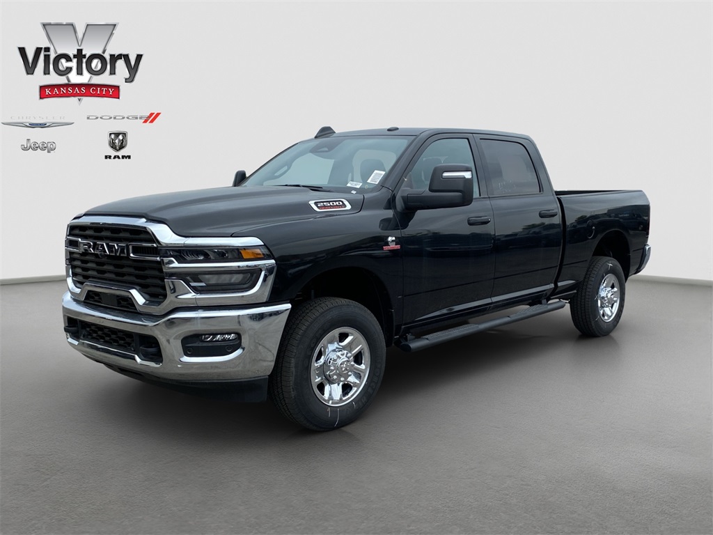 2025 Ram 2500 Tradesman photo 3