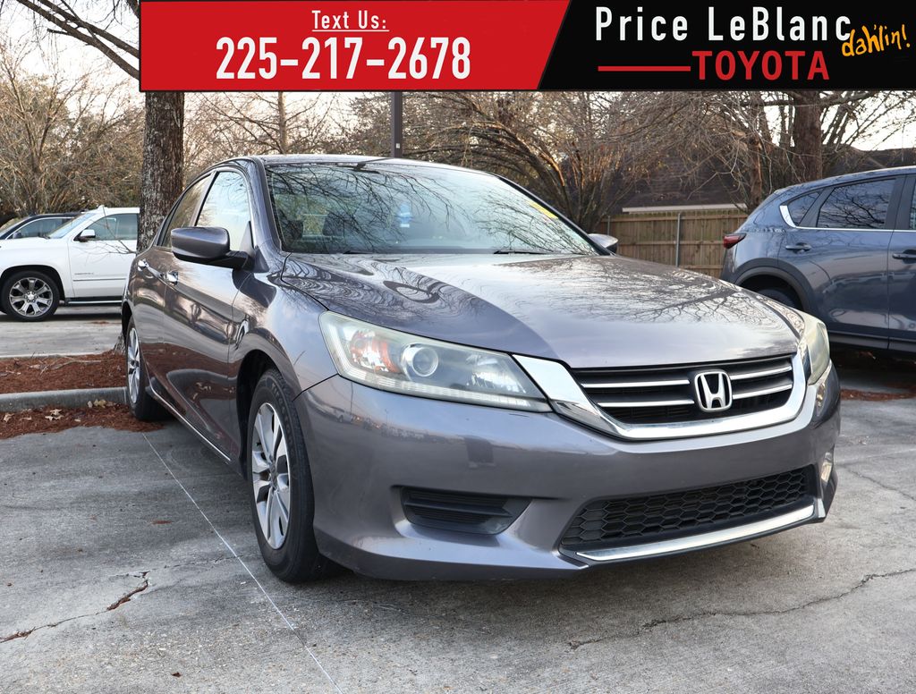 2015 Honda Accord LX's photo