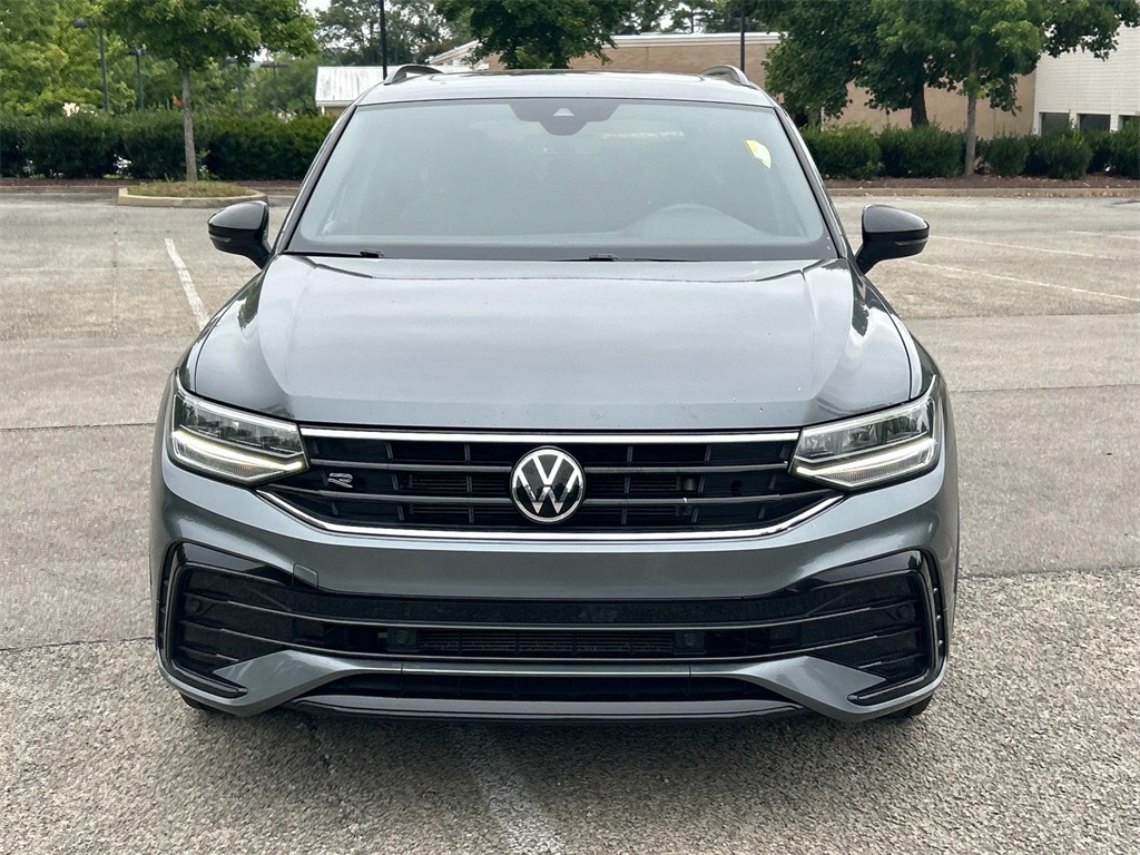2023 Volkswagen Tiguan SE R-Line Black photo 2
