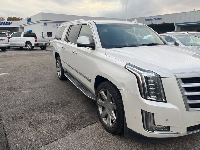 2018 Cadillac Escalade ESV Luxury