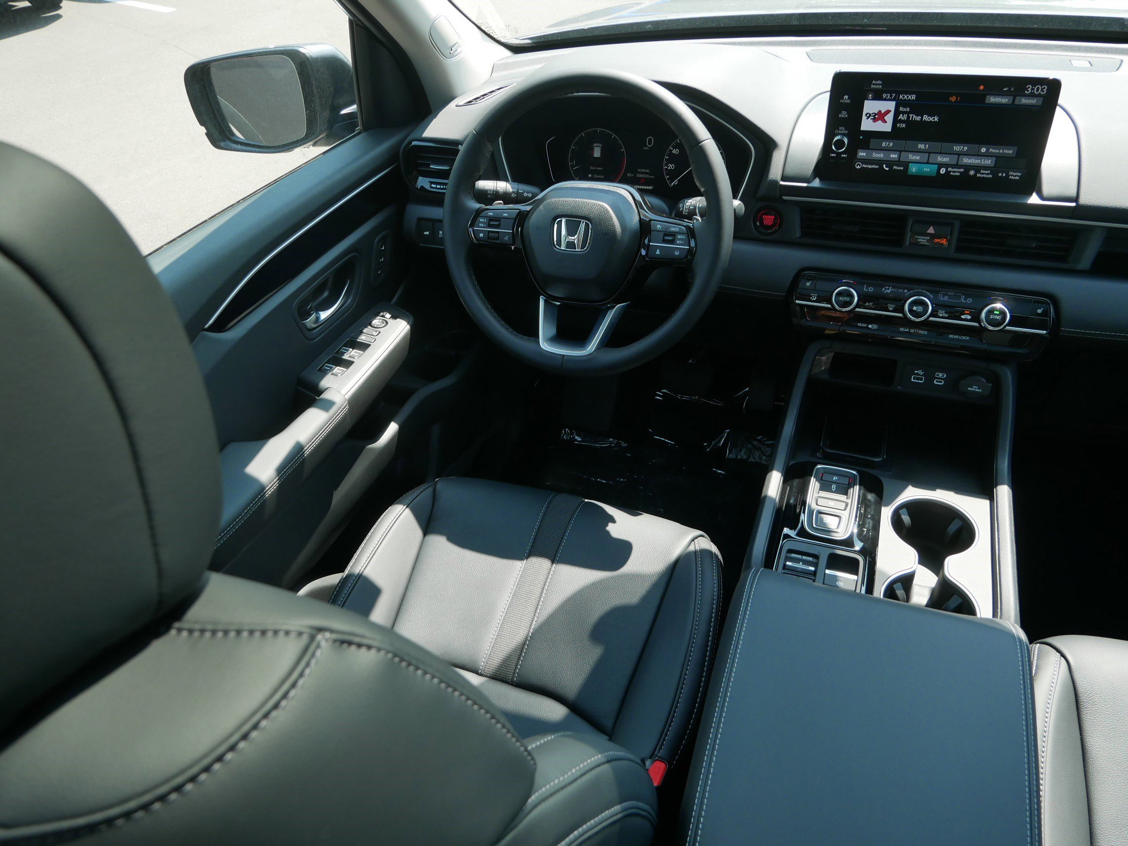 2025 Honda Pilot Touring photo 10