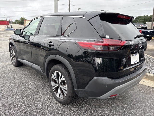 2023 Nissan Rogue SV photo 6