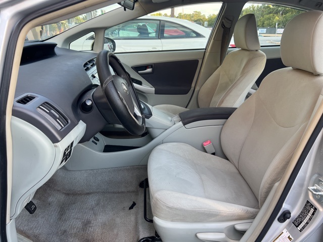 2011 Toyota Prius Three photo 10
