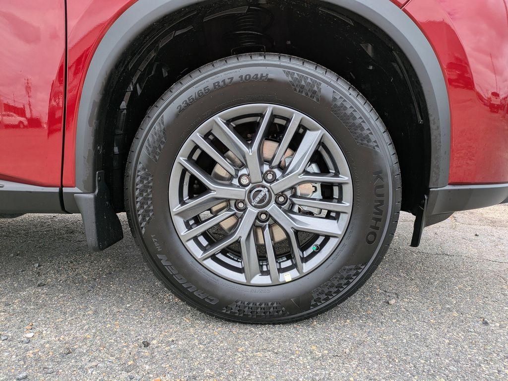 2026 Nissan Rogue S photo 9