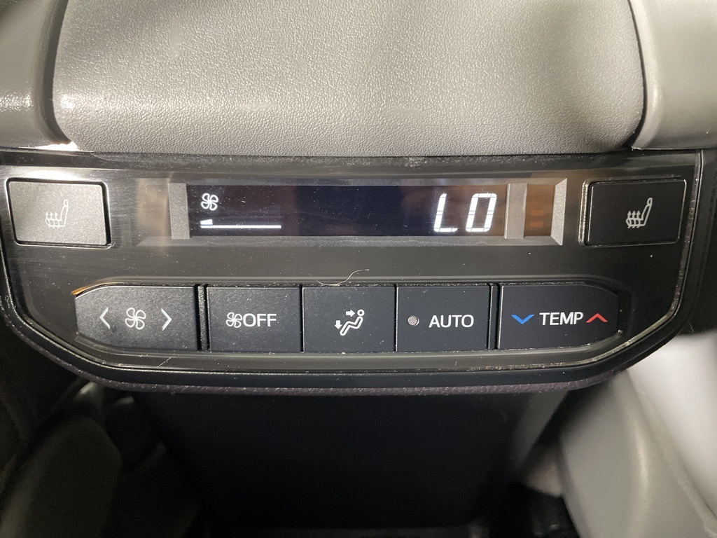 2022 Toyota Highlander Platinum photo 34