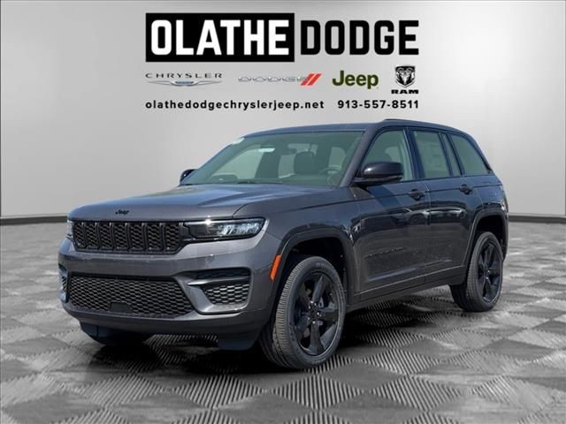 Grand Cherokee | Olathe Dodge Chrysler Jeep Ram