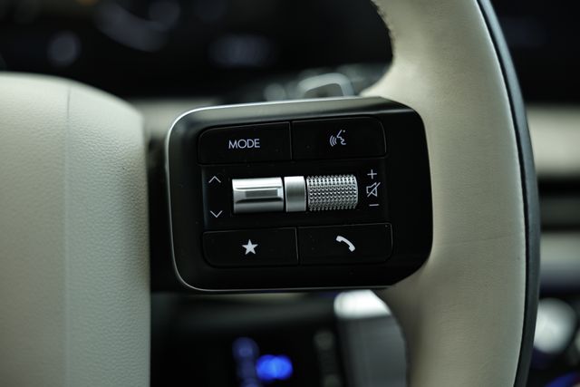 2024 Hyundai Santa Fe Calligraphy photo 32