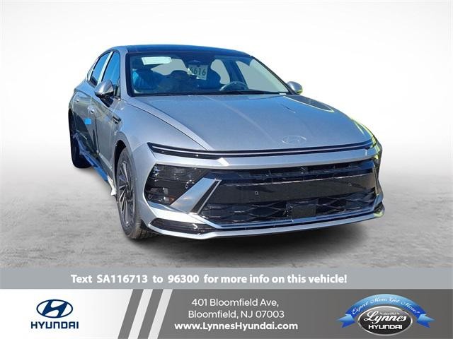 2025 Hyundai Sonata Hybrid