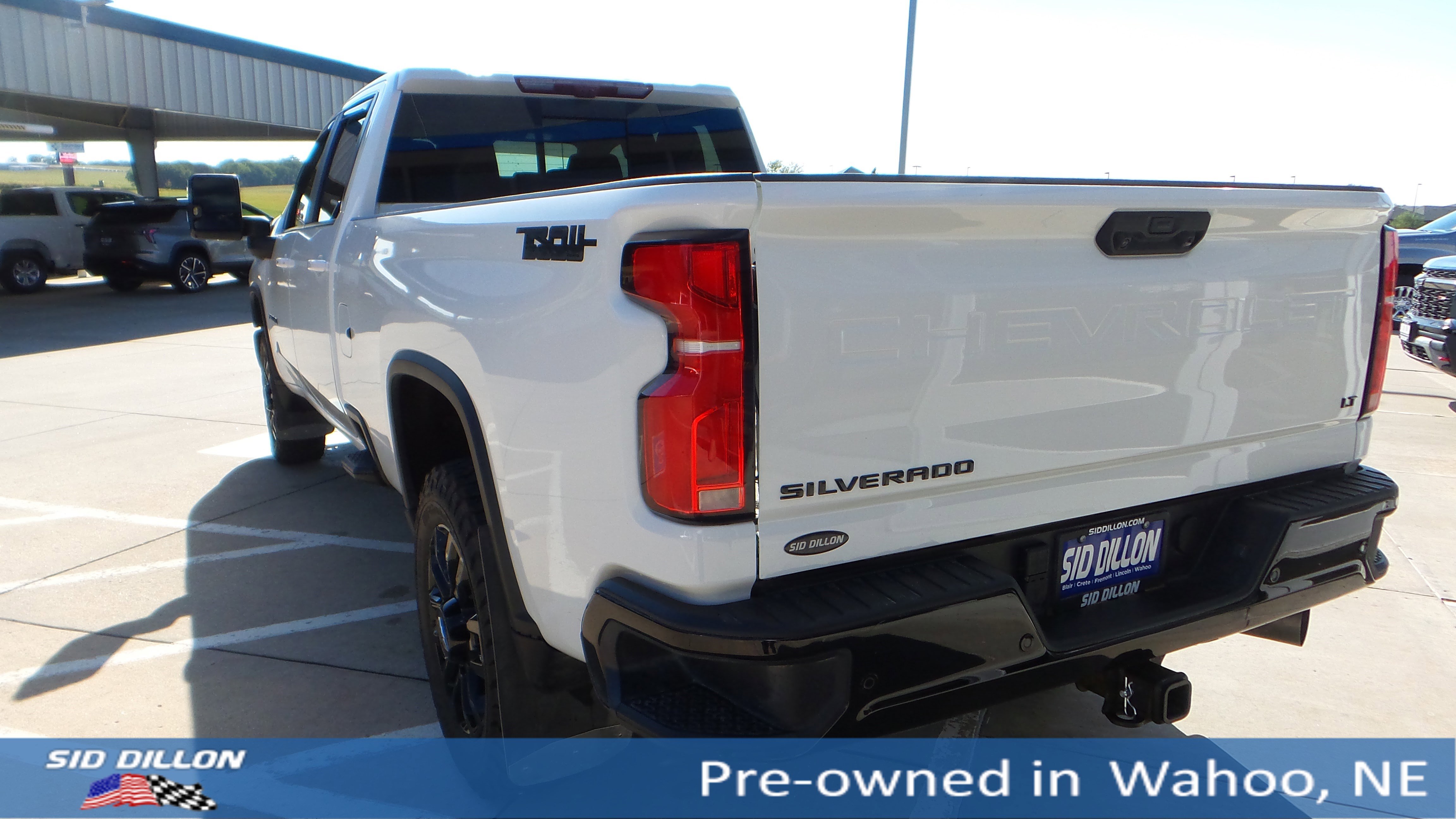 2025 Chevrolet Silverado 2500HD LT photo 3