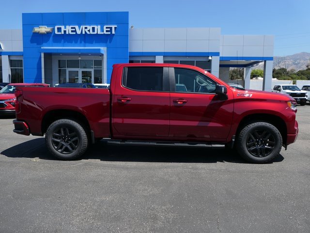 2025 Chevrolet Silverado 1500 RST photo 2